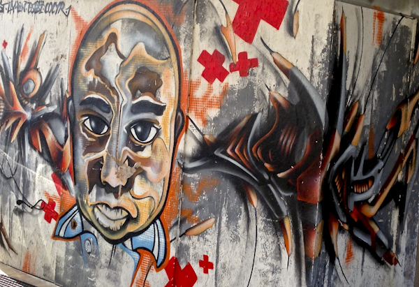 890b0-saintes-graffito-0557