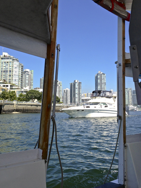 5cac6-aquabus-01-2697