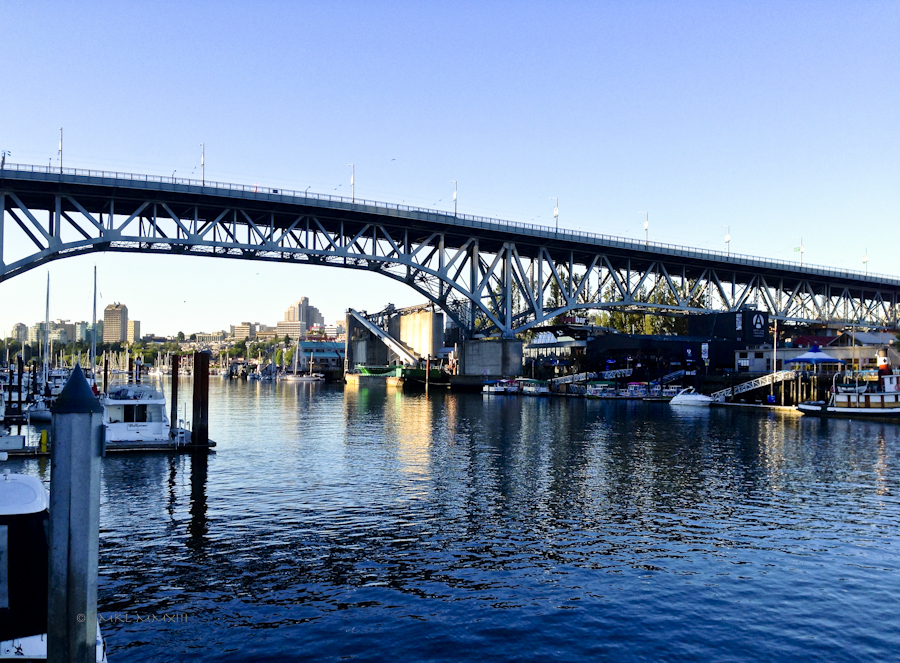 6dfaa-mondaymorning-01-2478