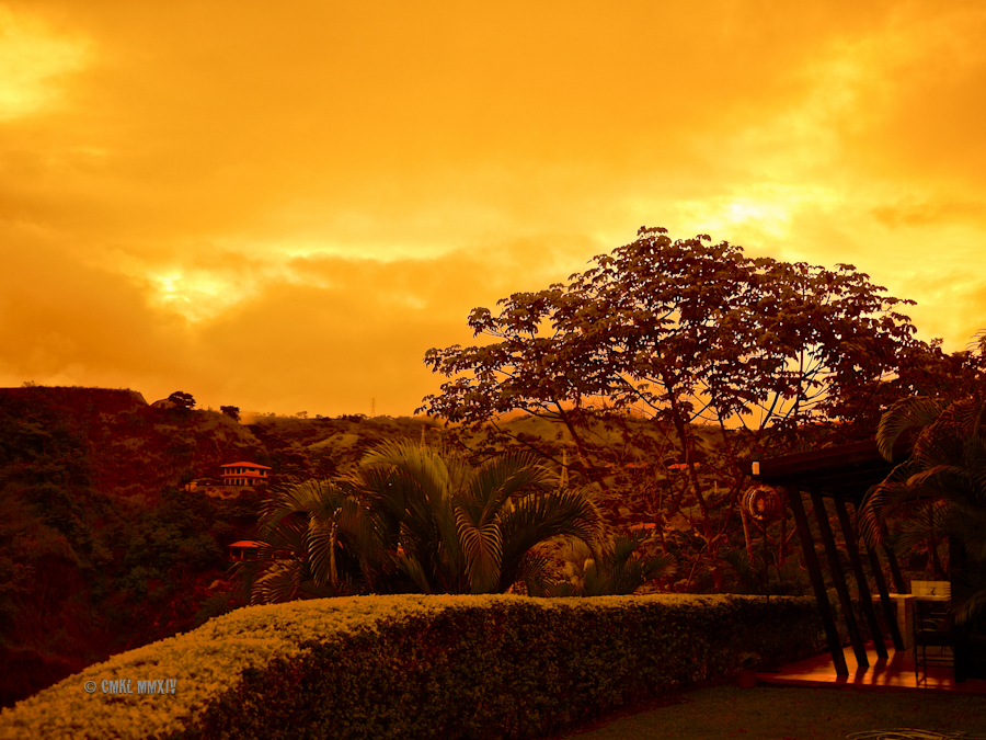 EclipseGlow.01-1270867