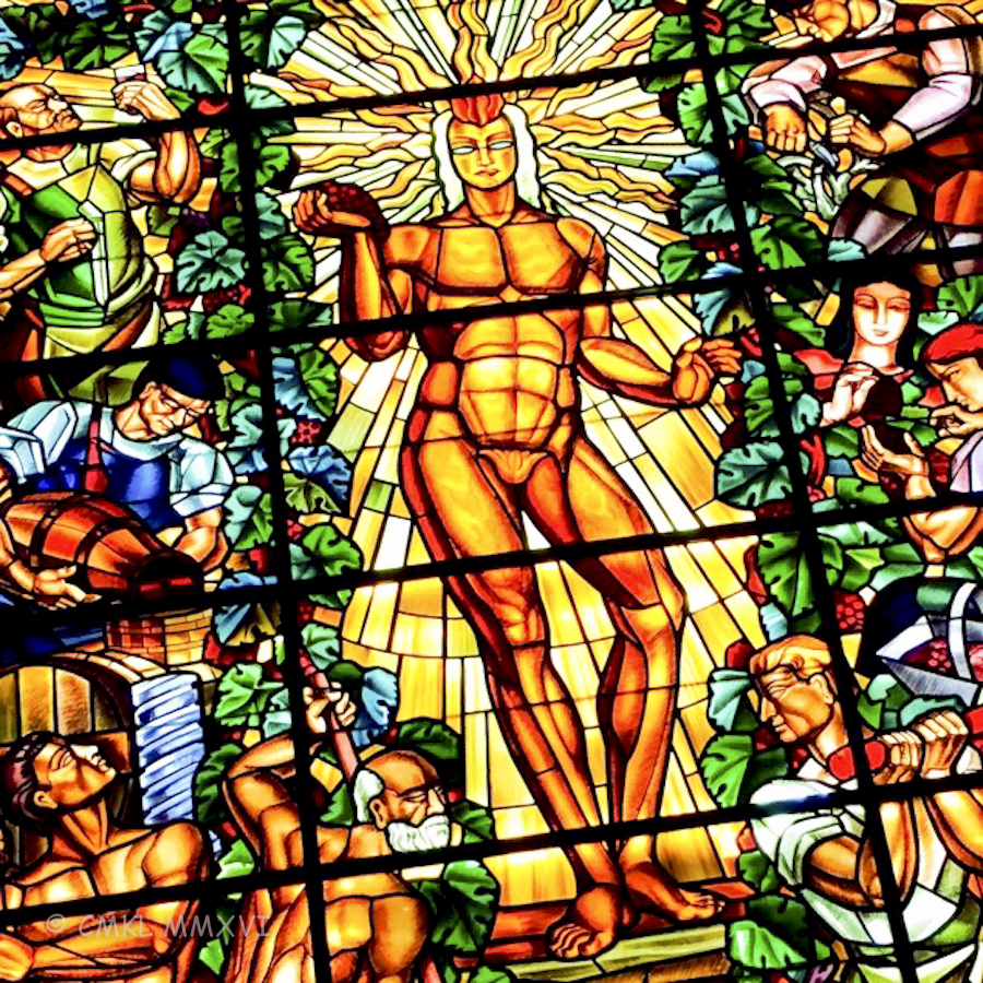 Bordeaux.Vin.Bacchus-5531-2