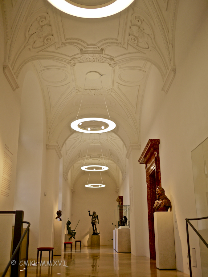 Munich.Exchange-Bronzes