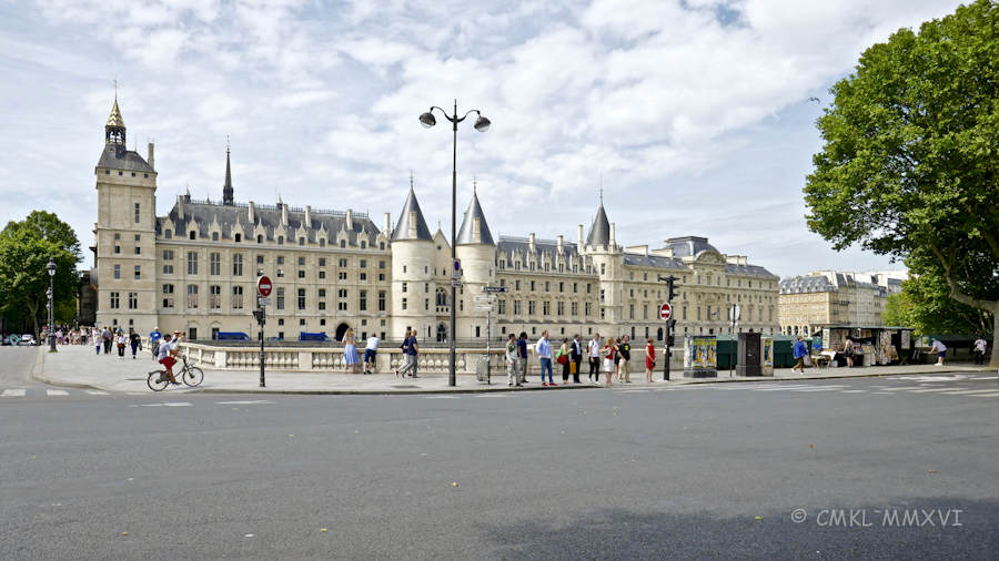 Paris.Exchange.04-1010738