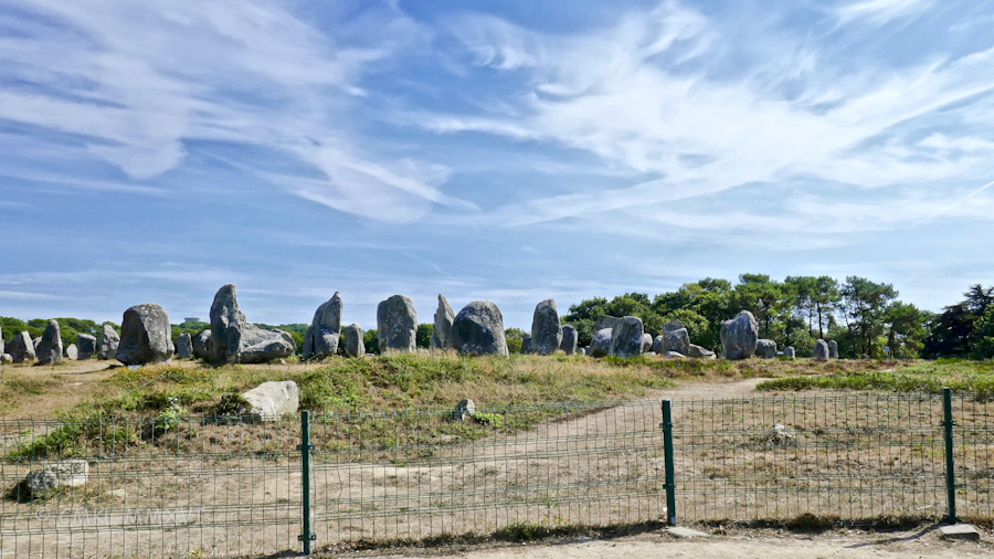 carnac-menhirs-01-1070865